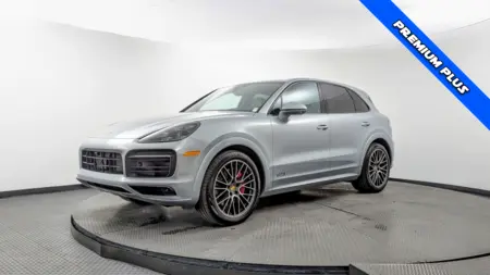 2021 PORSCHE CAYENNE