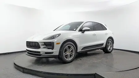 2019 PORSCHE MACAN