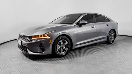 2022 KIA K5
