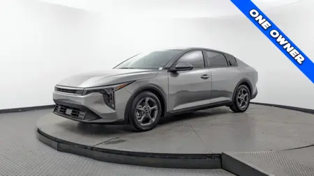 2025 KIA K4
