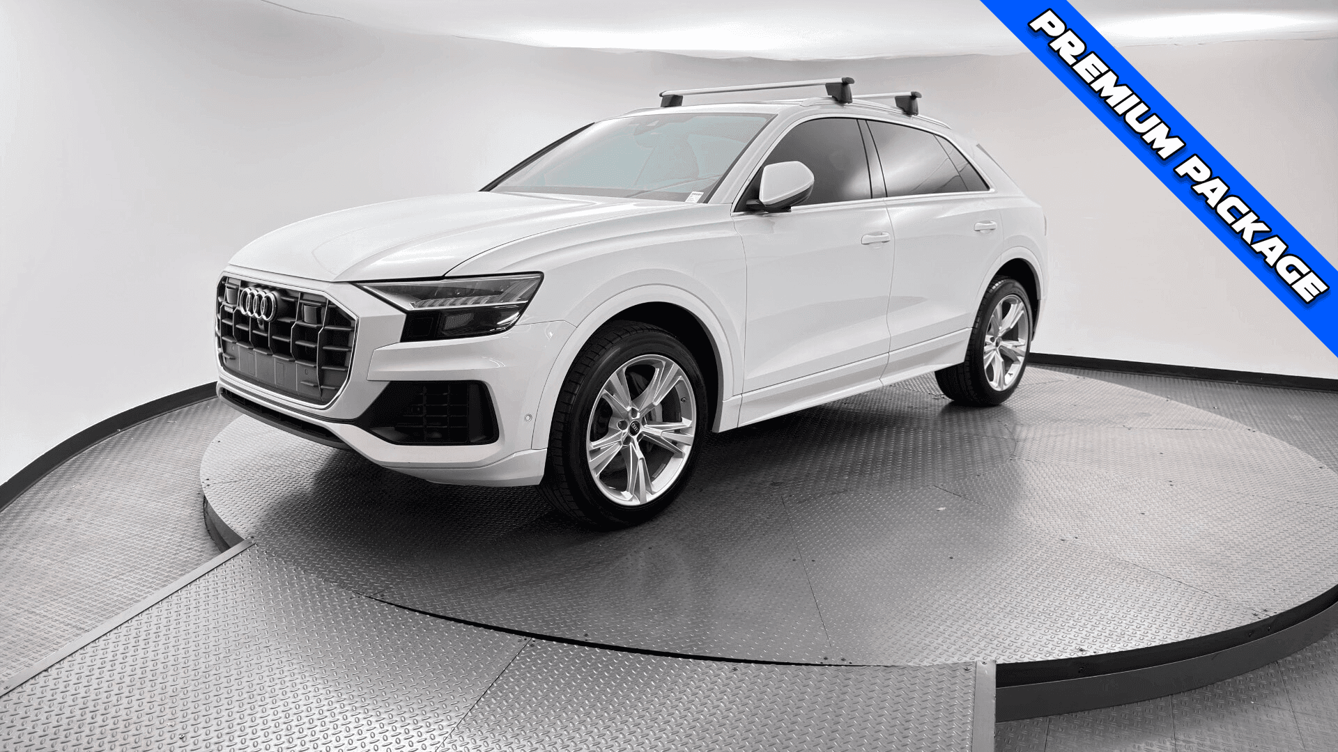 2023 AUDI Q8