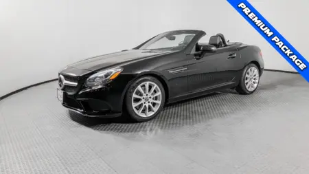 2019 MERCEDES-BENZ SLC
