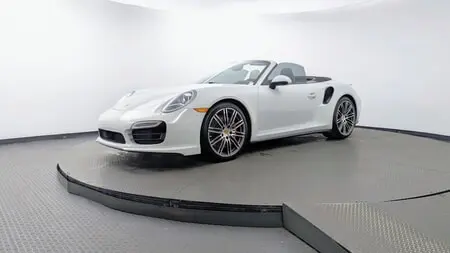 2015 PORSCHE 911