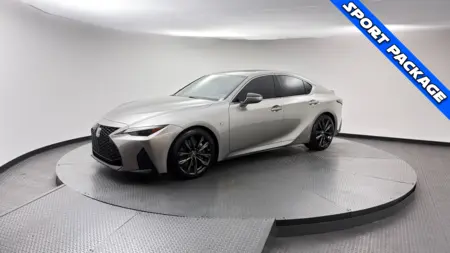2022 LEXUS IS