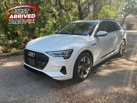 2022 AUDI E-TRON