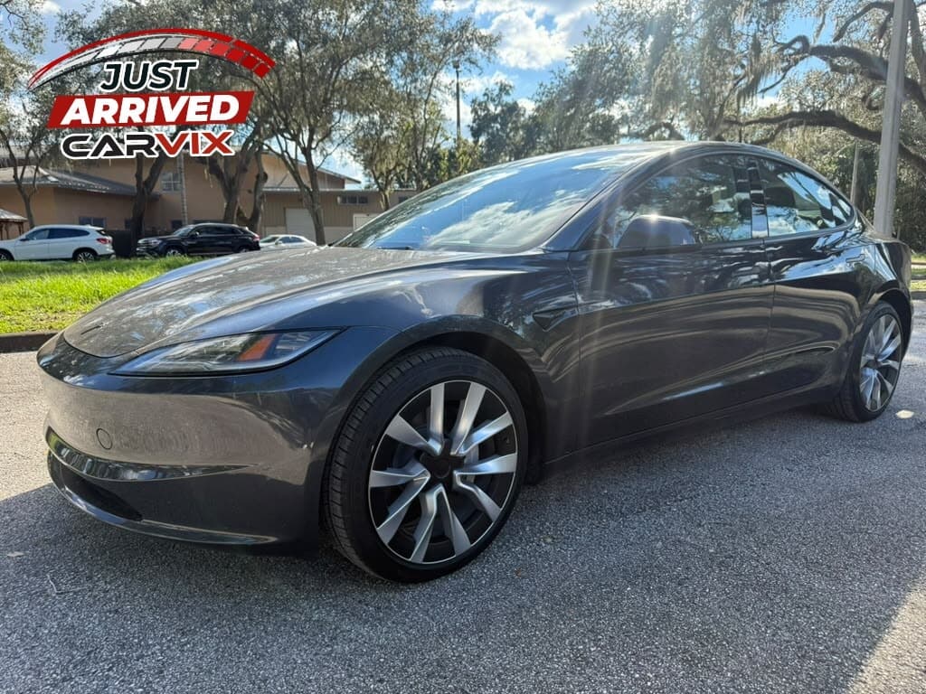 2025 TESLA MODEL 3